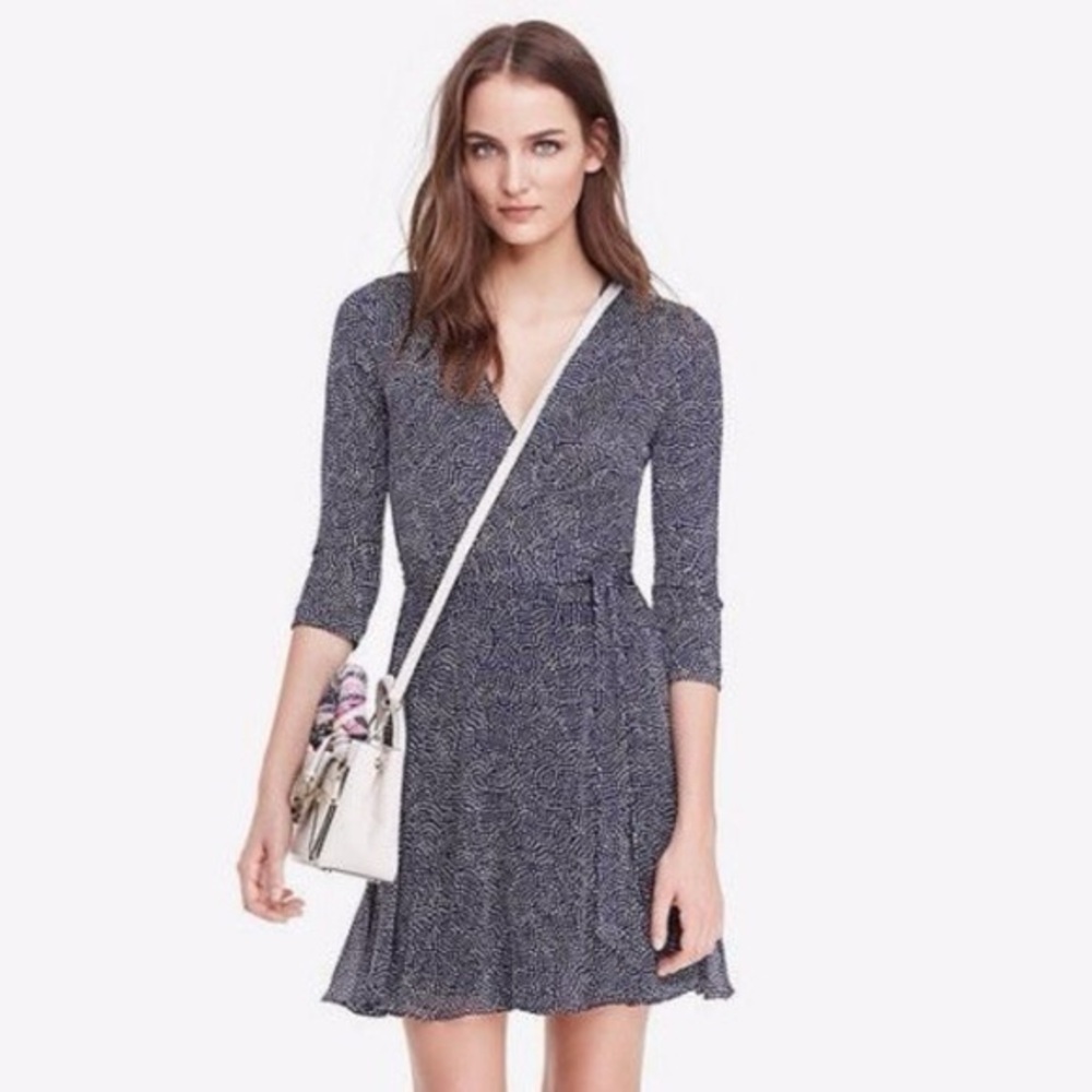 Diane Von Furstenberg Irina Wrap Chiffon Mini Dress 8 - Picture 2 of 13